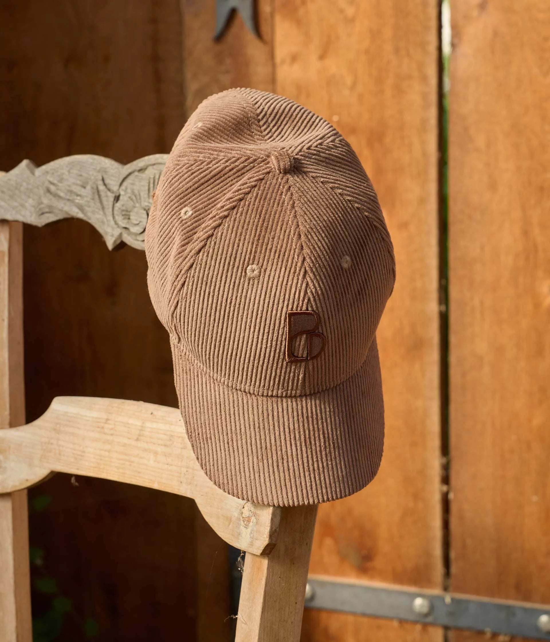 Taupe