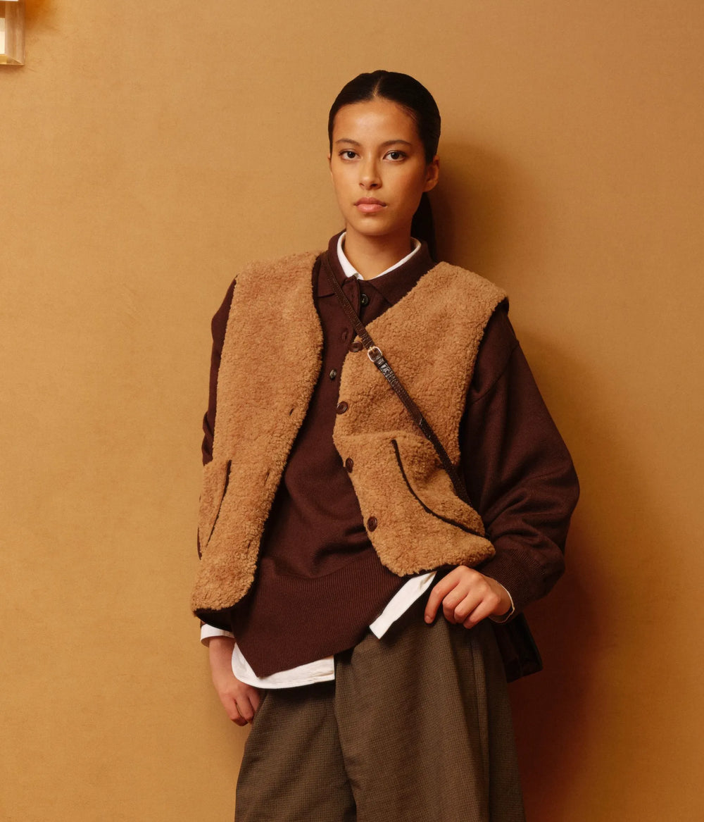 Dark beige